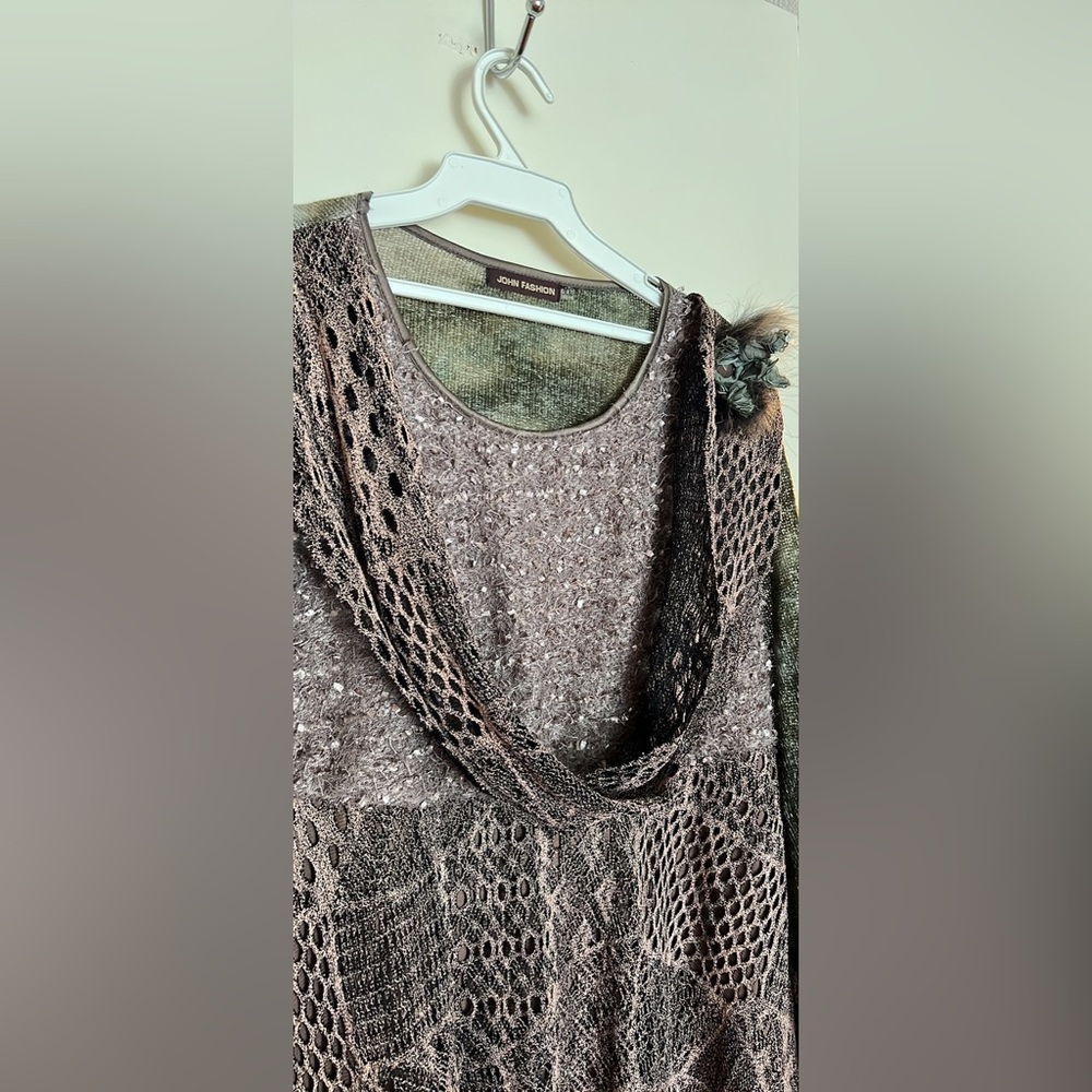 Tapering John Fashion Blouse 🔥 Price Dropped 🔥 - Picture 4 of 9